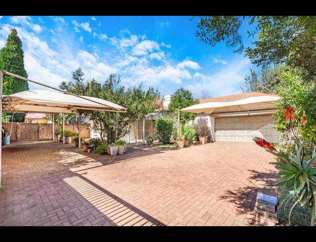 2 BEDROOM HOUSE FOR SALE IN PARKRAND